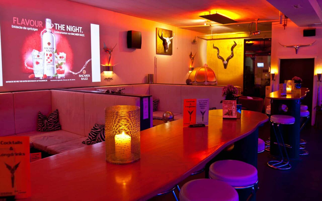 Cosmo Bar + Lounge | Loungegruppe